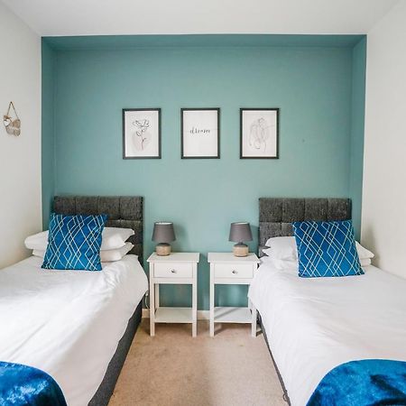 The Augustine - Modern Two Bed Ground Floor Apartment With Parking Canterbury Buitenkant foto