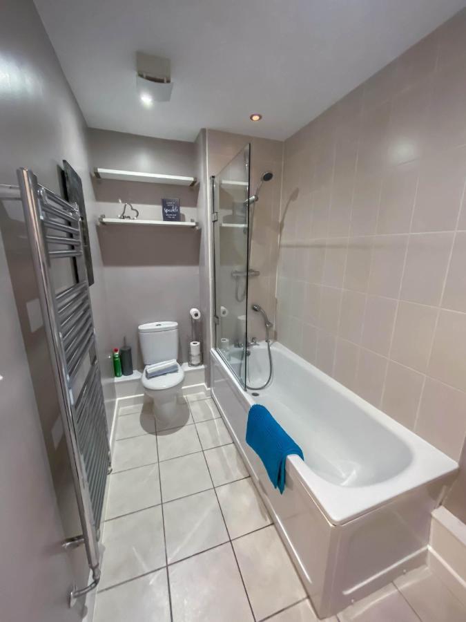 The Augustine - Modern Two Bed Ground Floor Apartment With Parking Canterbury Buitenkant foto