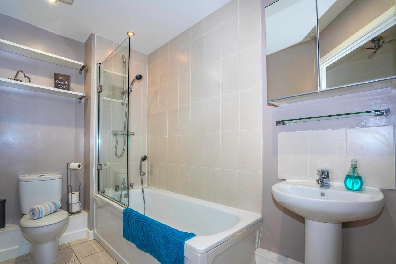 The Augustine - Modern Two Bed Ground Floor Apartment With Parking Canterbury Buitenkant foto
