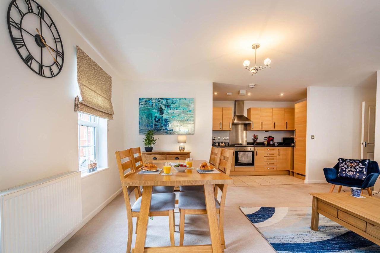 The Augustine - Modern Two Bed Ground Floor Apartment With Parking Canterbury Buitenkant foto